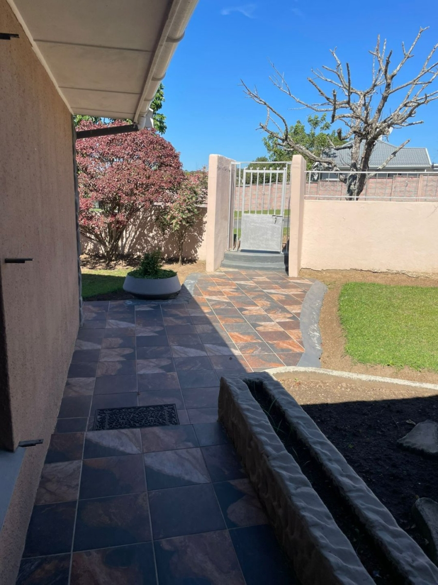 3 Bedroom Property for Sale in Amalinda Eastern Cape